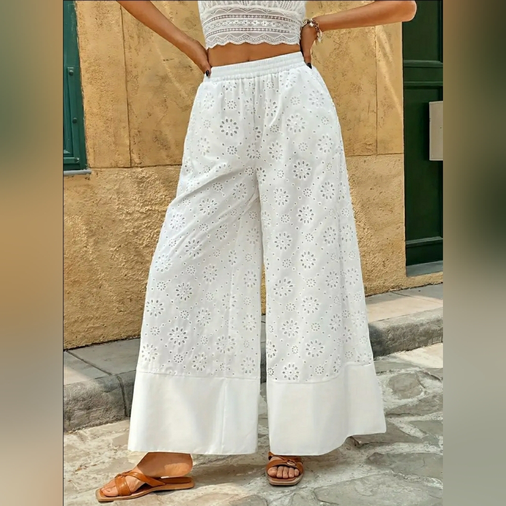 NEW! White Eyelet Wide-Leg Pants - Picture 4 of 7